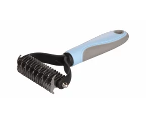 Nicer dog brush