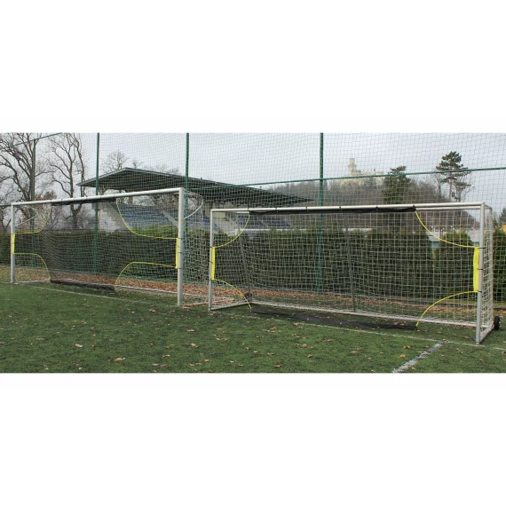 Soccer goalie tinte de fotbal