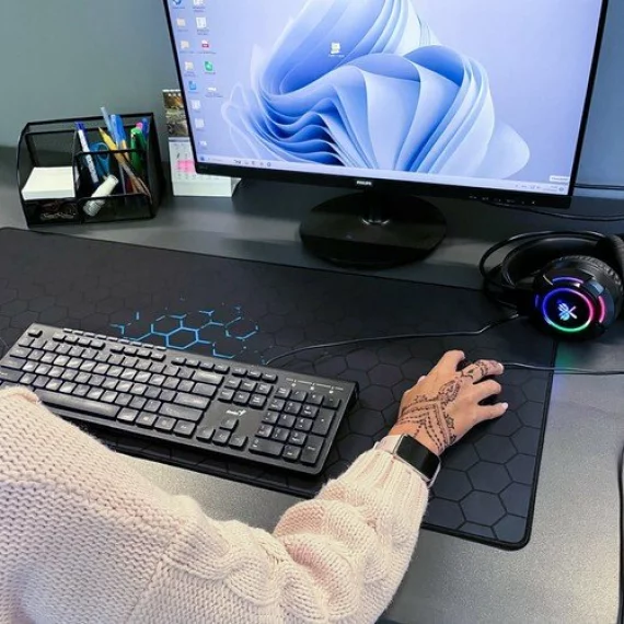 Mouse pad pentru gaming impermeabil, dimensiune 90x40 cm