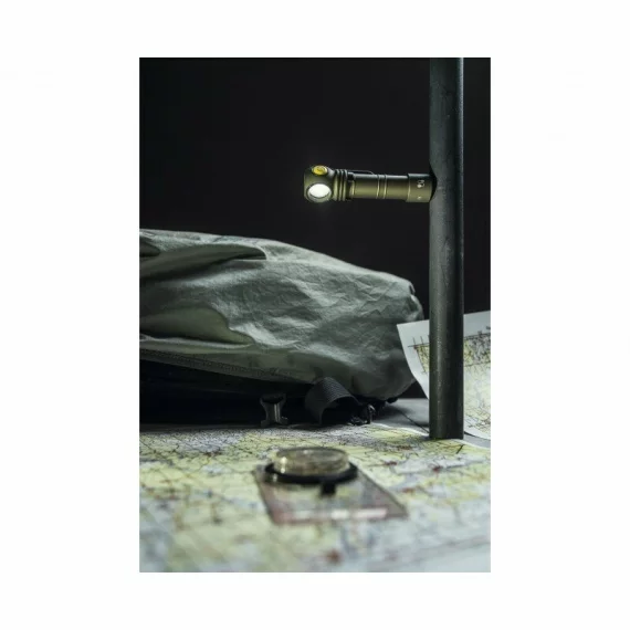 Lanterna multifunctionala Armytek Wizard C2 Pro Magnet USB Olive, 2500 lumeni - lumina alba