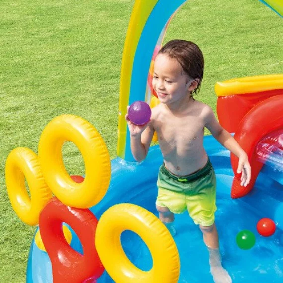 Piscina, Loc de Joaca Acvatic Gonflabil Curcubeu Intex 57453NP – 297 x 193 x 135 cm, Tobogan, Fantana, Inele si Mingi